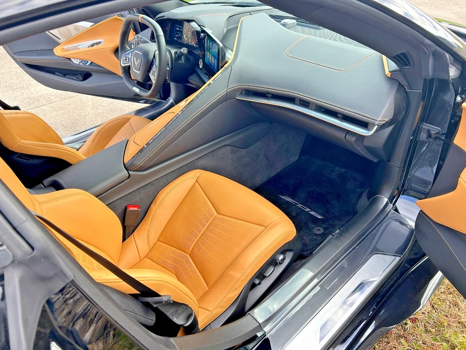 2023 Chevrolet Corvette C8 - Image 7 of 9