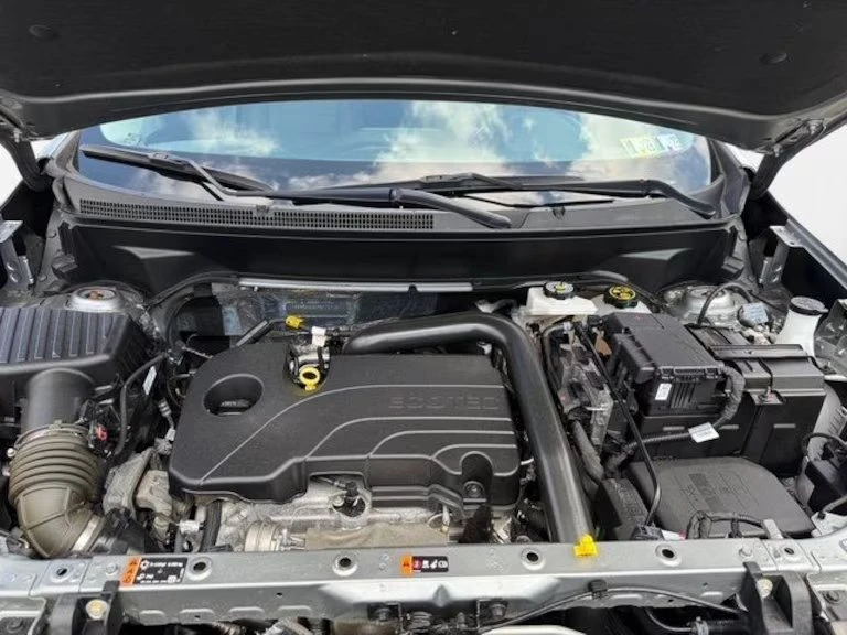 2023 Chevrolet Equinox - Image 8 of 15