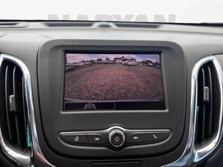 2023 Chevrolet Equinox - Image 10 of 15