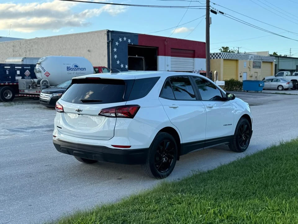 2023 Chevrolet Equinox - Image 3 of 15