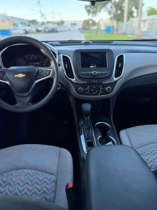 2023 Chevrolet Equinox - Image 9 of 15