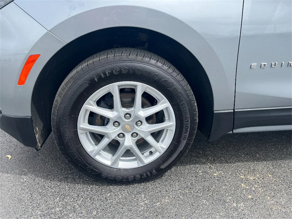 2023 Chevrolet Equinox - Image 9 of 31