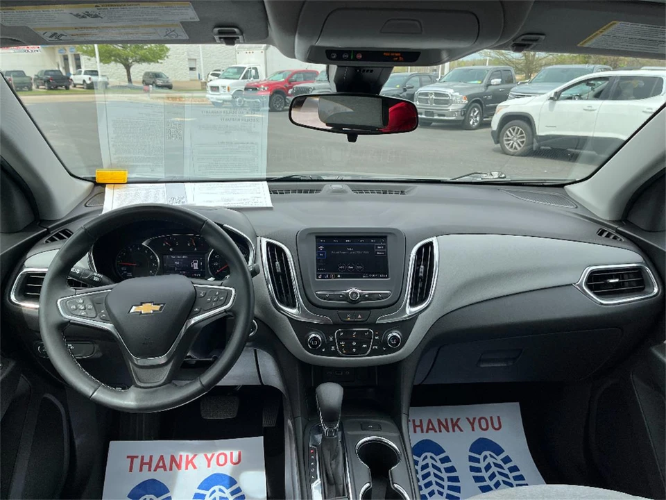 2023 Chevrolet Equinox - Image 17 of 31