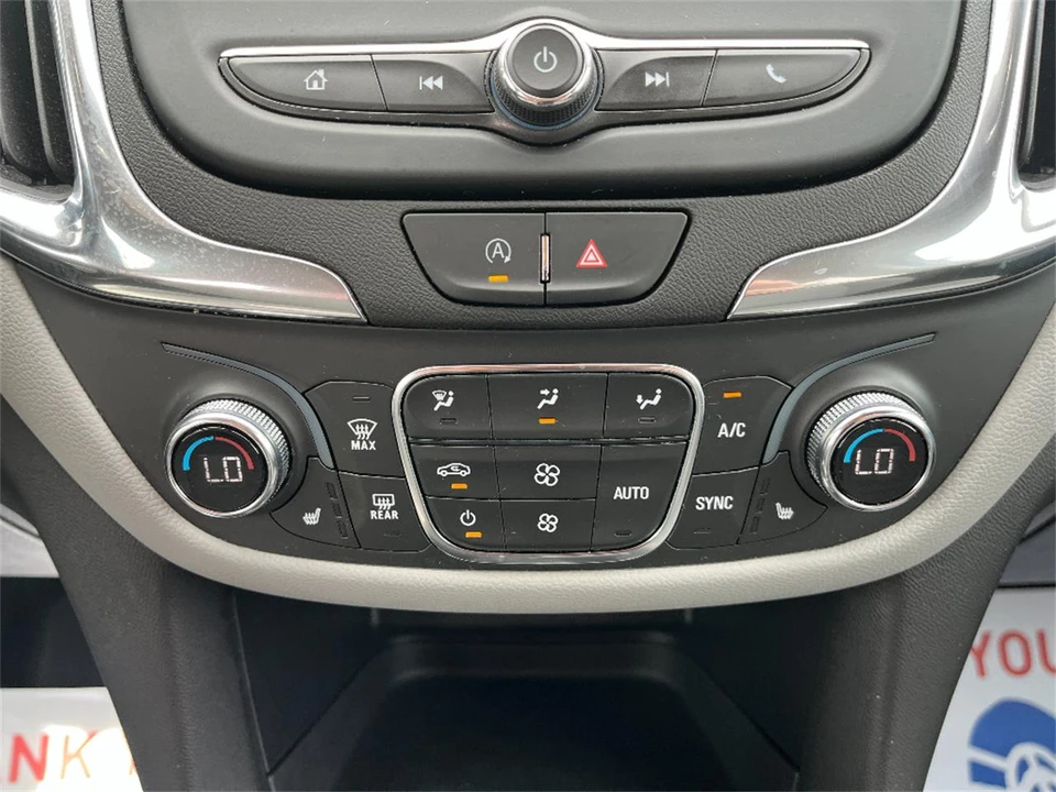 2023 Chevrolet Equinox - Image 21 of 31