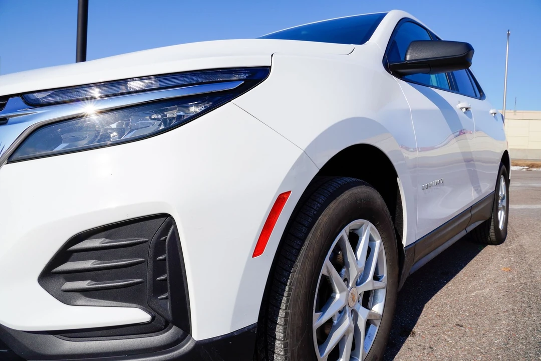 2023 Chevrolet Equinox - Image 22 of 31