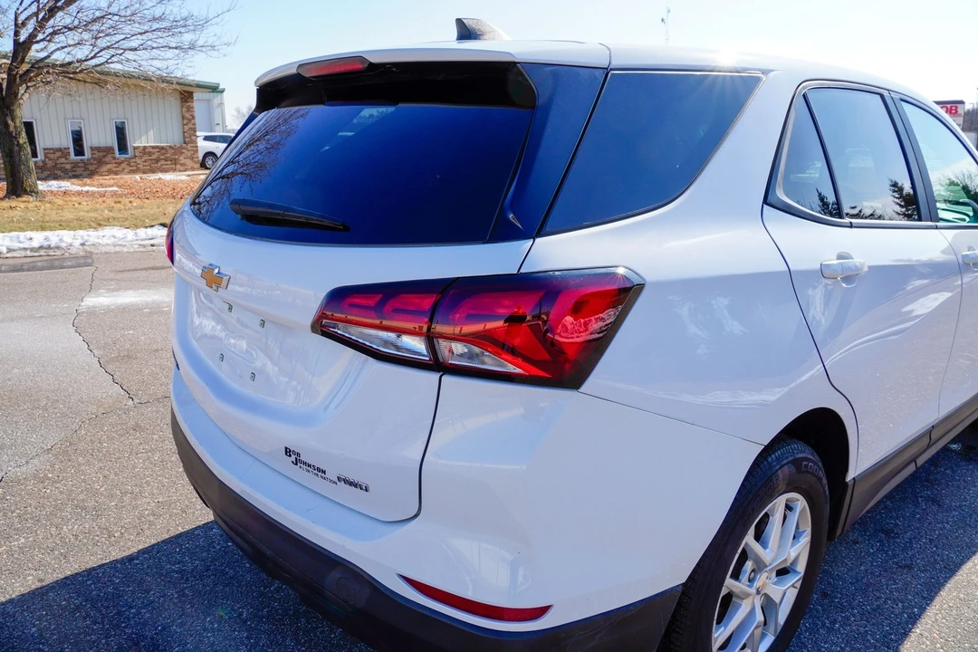 2023 Chevrolet Equinox - Image 29 of 31