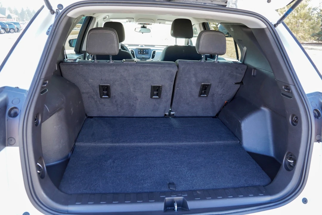2023 Chevrolet Equinox - Image 16 of 21