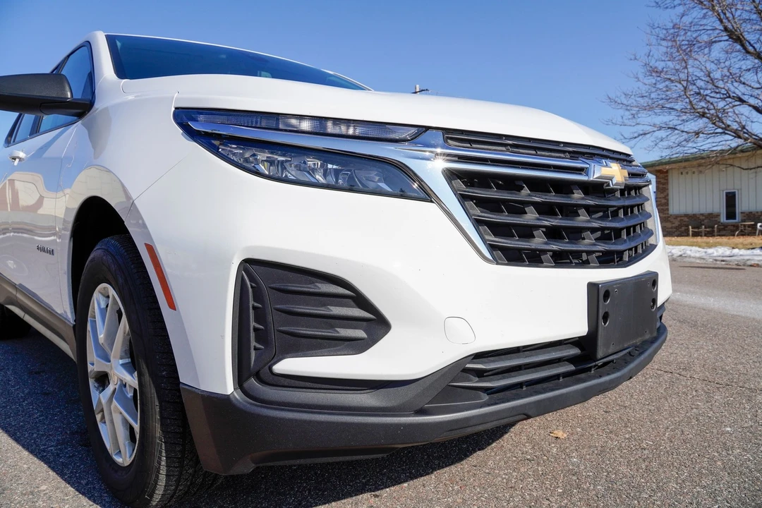 2023 Chevrolet Equinox - Image 24 of 31
