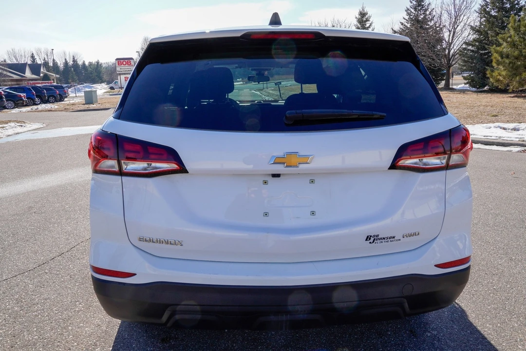 2023 Chevrolet Equinox - Image 5 of 31