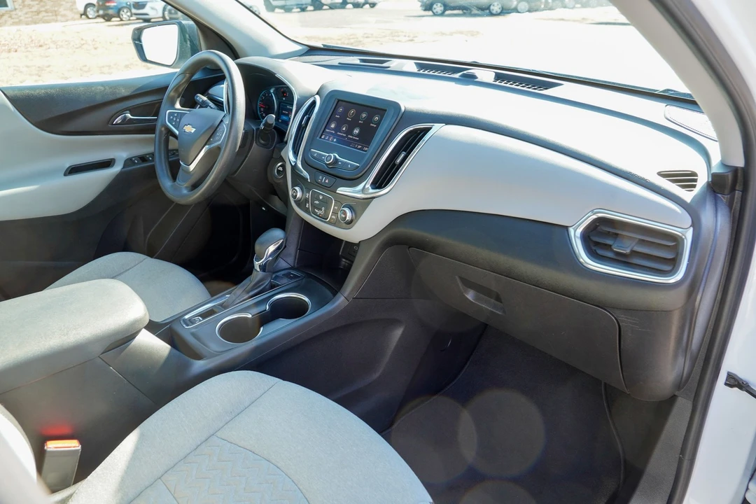 2023 Chevrolet Equinox - Image 17 of 21