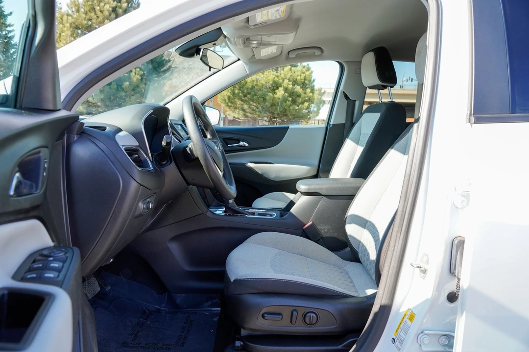2023 Chevrolet Equinox - Image 10 of 21