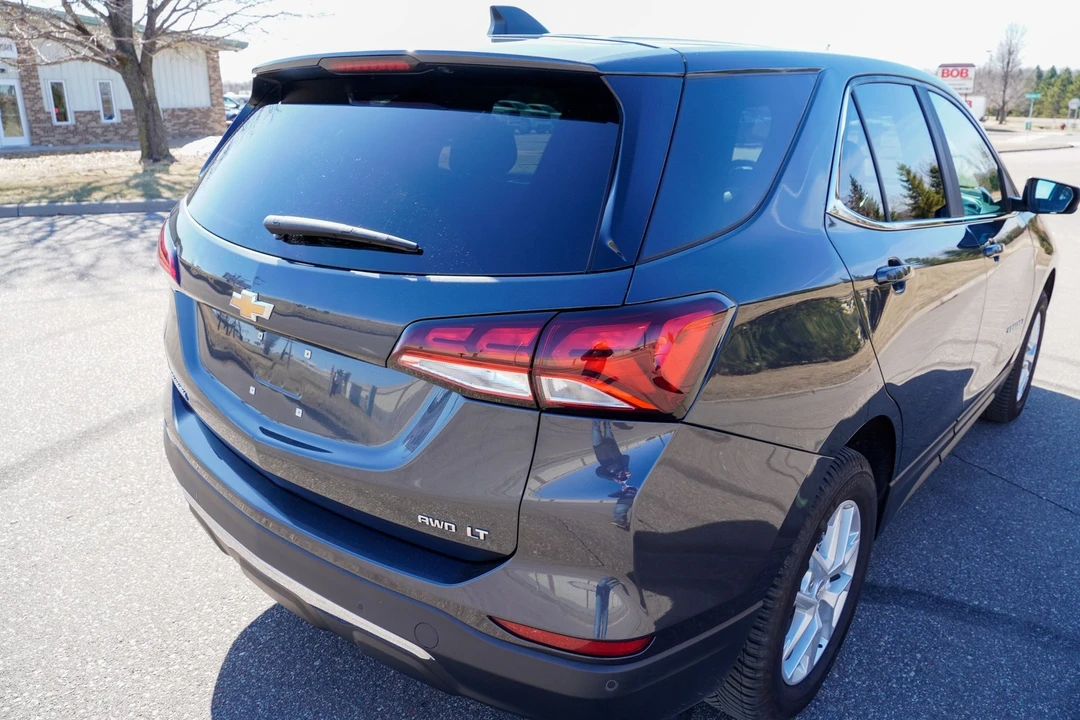 2023 Chevrolet Equinox - Image 29 of 31