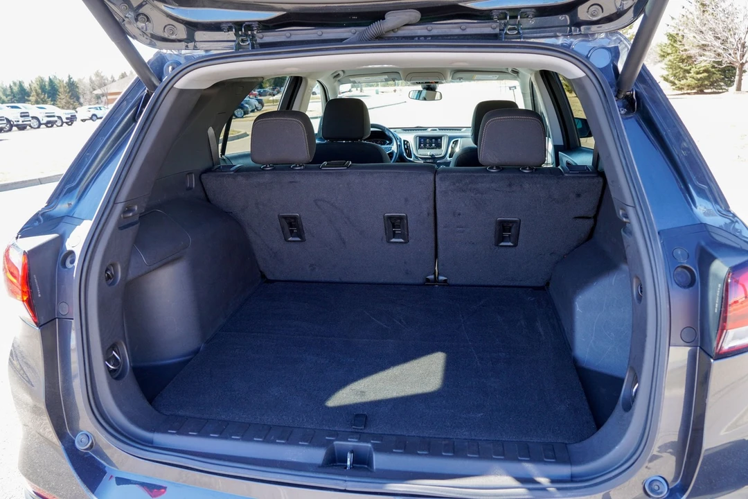 2023 Chevrolet Equinox - Image 17 of 31