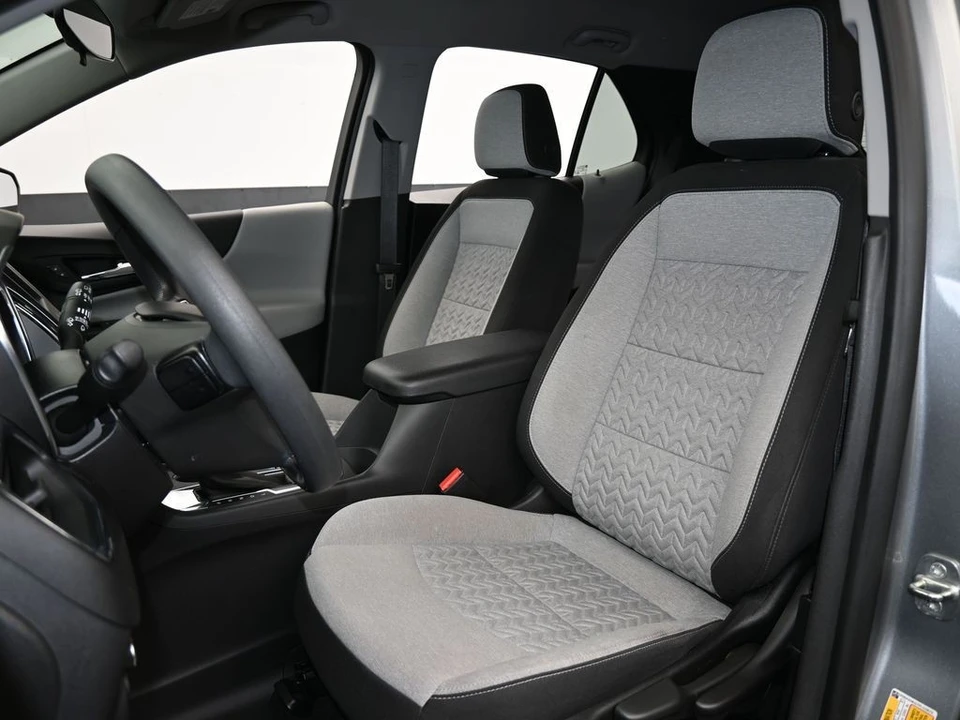 2023 Chevrolet Equinox - Image 10 of 12