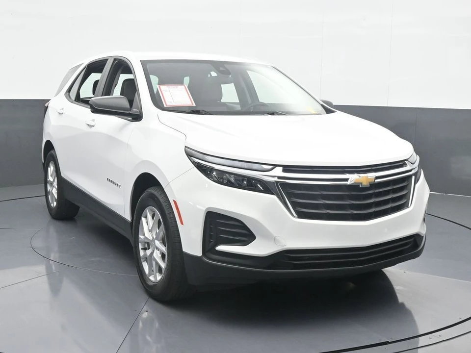 2023 Chevrolet Equinox - Image 9 of 12