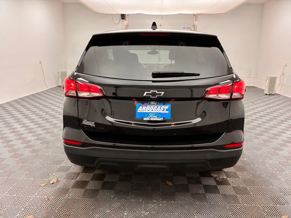 2023 Chevrolet Equinox - Image 9 of 12