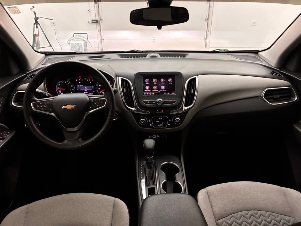 2023 Chevrolet Equinox - Image 2 of 12