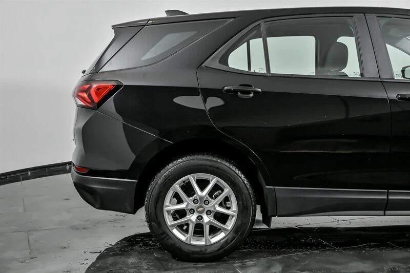 2023 Chevrolet Equinox - Image 12 of 21
