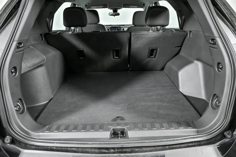 2023 Chevrolet Equinox - Image 15 of 21