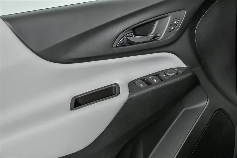2023 Chevrolet Equinox - Image 17 of 21