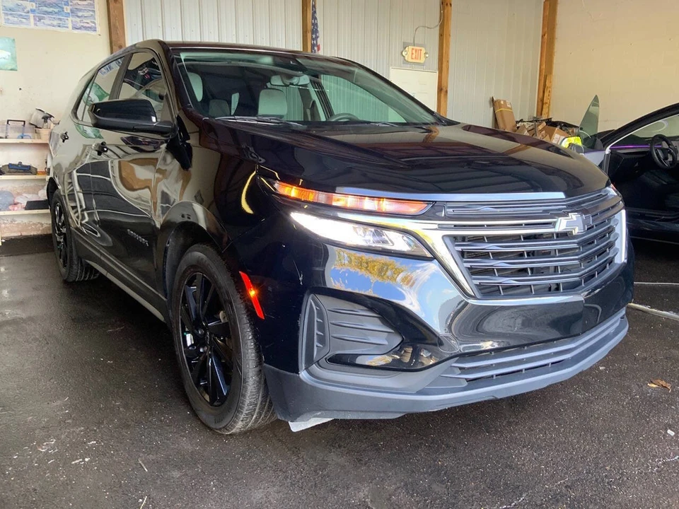 2023 Chevrolet Equinox - Image 4 of 12