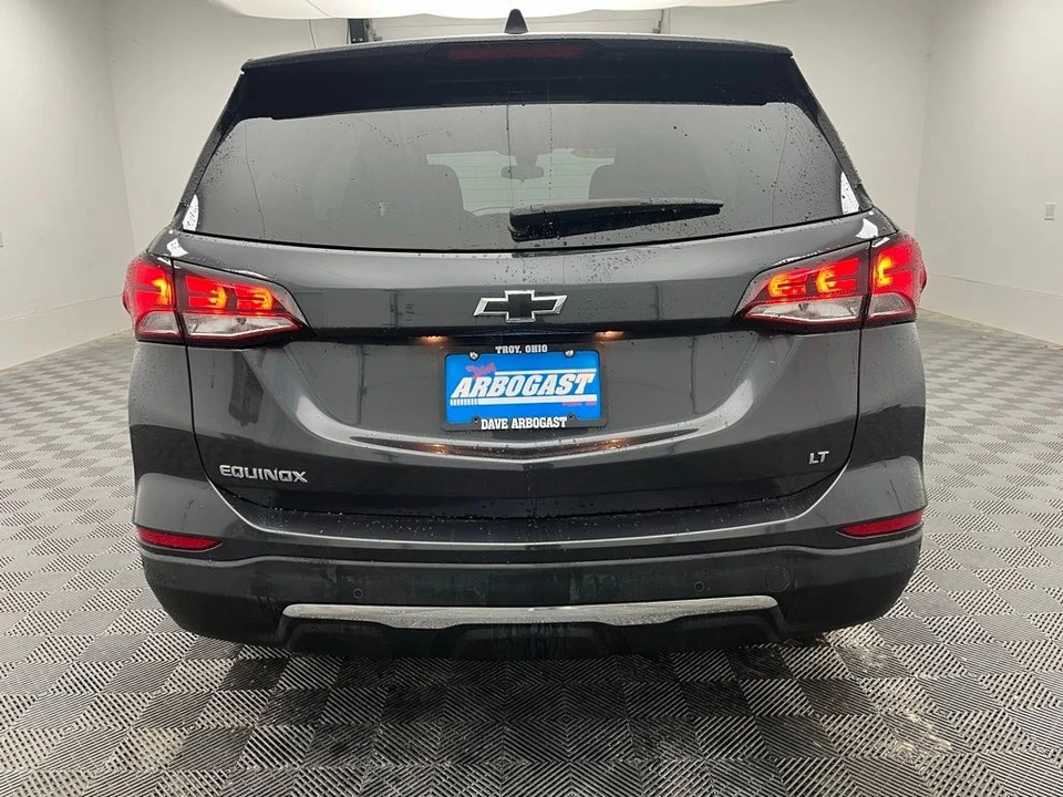 2023 Chevrolet Equinox - Image 10 of 12
