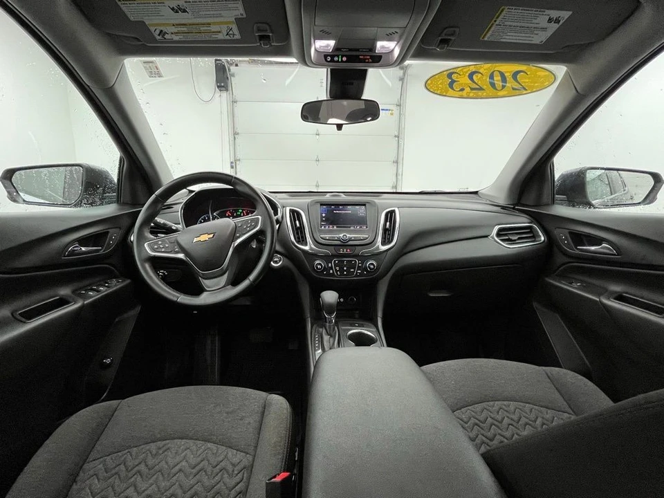 2023 Chevrolet Equinox - Image 2 of 12