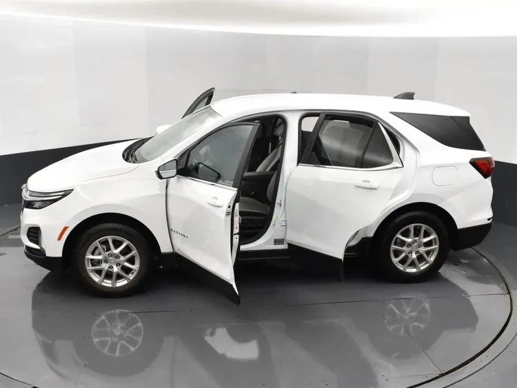 2023 Chevrolet Equinox - Image 7 of 12
