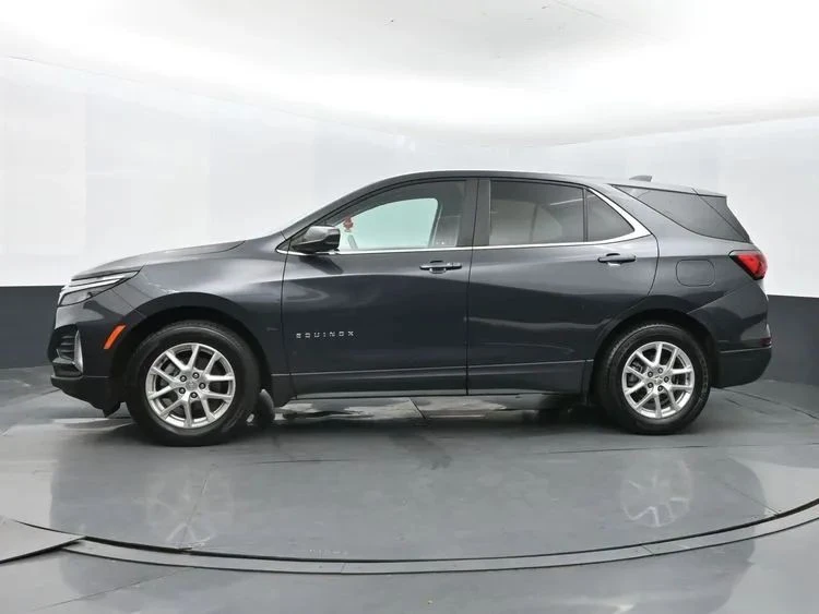 2023 Chevrolet Equinox - Image 5 of 12