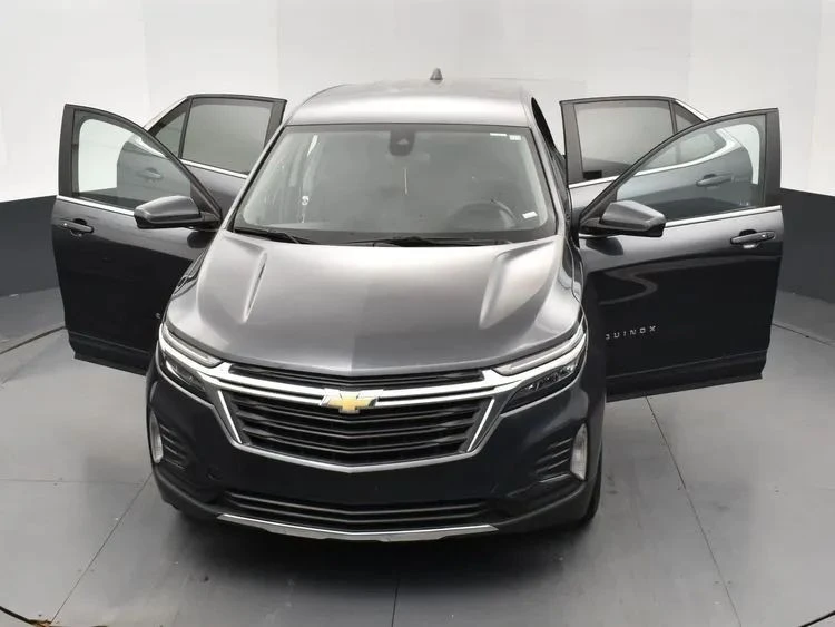 2023 Chevrolet Equinox - Image 10 of 12
