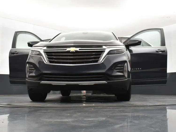 2023 Chevrolet Equinox - Image 11 of 12