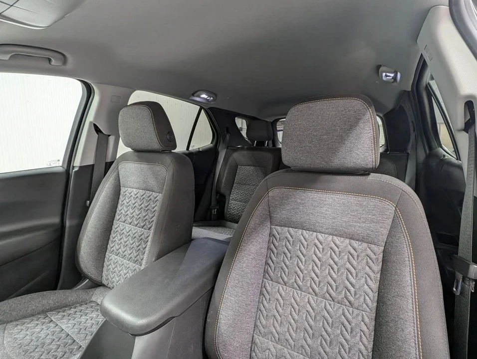 2023 Chevrolet Equinox - Image 4 of 11