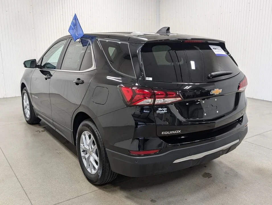2023 Chevrolet Equinox - Image 9 of 11