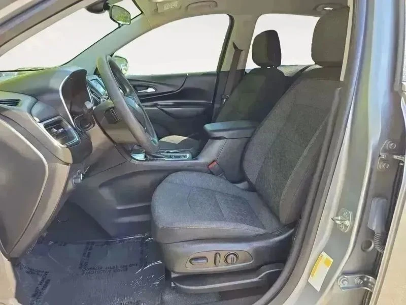 2023 Chevrolet Equinox - Image 9 of 12