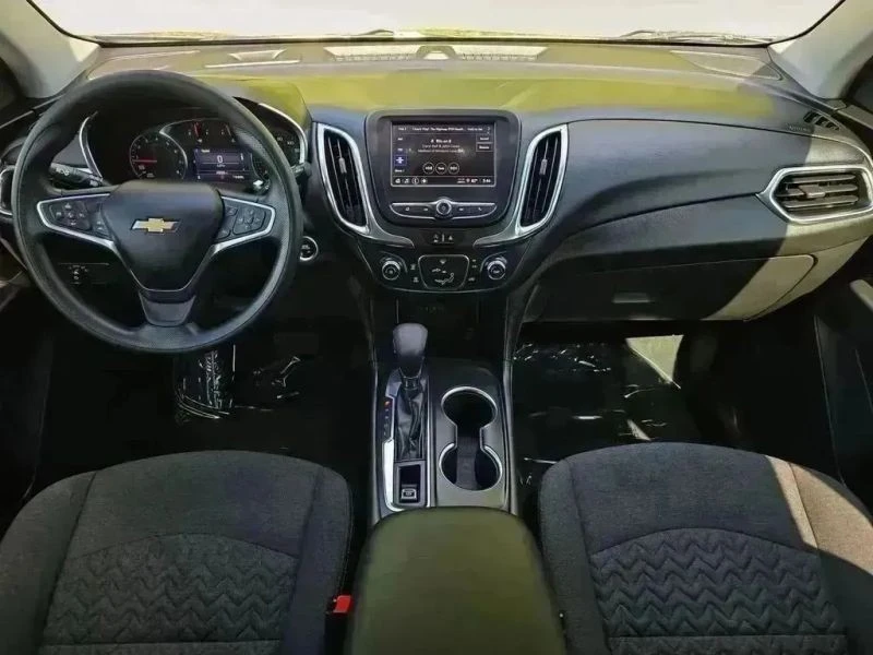 2023 Chevrolet Equinox - Image 10 of 12