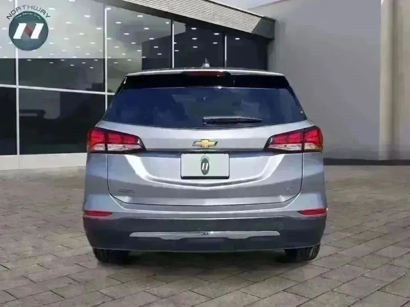 2023 Chevrolet Equinox - Image 4 of 12