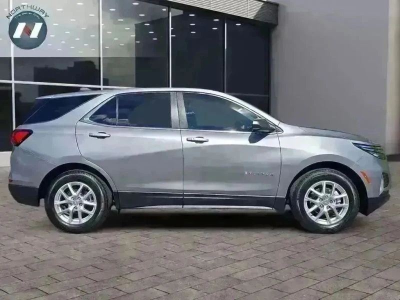 2023 Chevrolet Equinox - Image 6 of 12