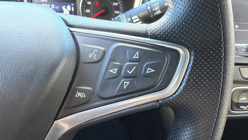 2023 Chevrolet Equinox - Image 11 of 12
