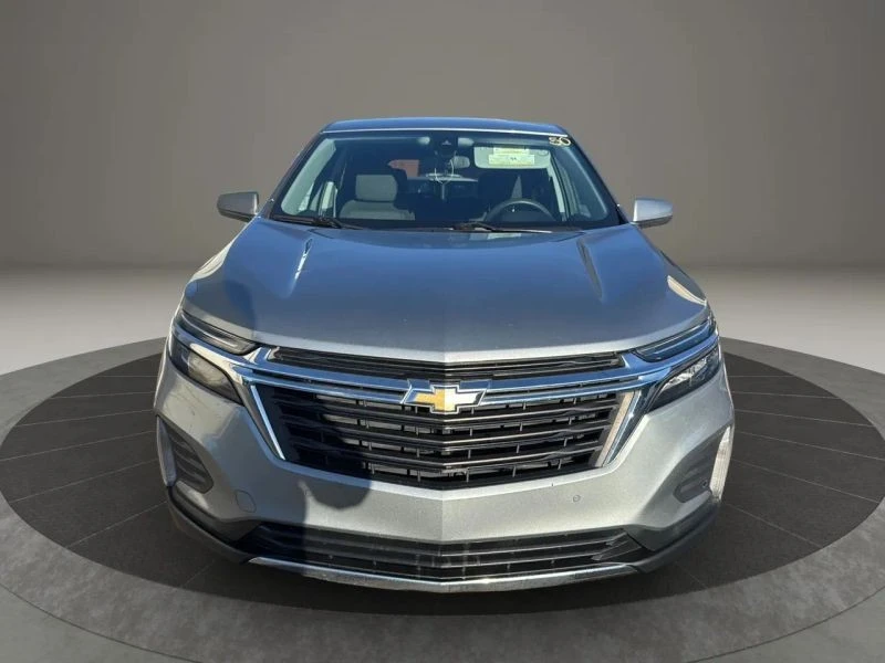 2023 Chevrolet Equinox - Image 2 of 12
