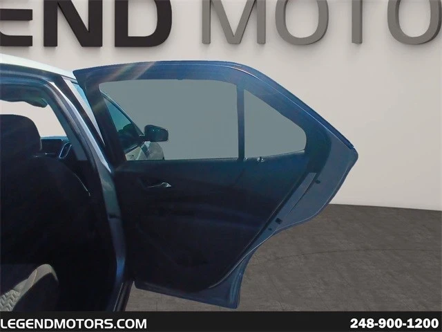 2023 Chevrolet Equinox - Image 18 of 21