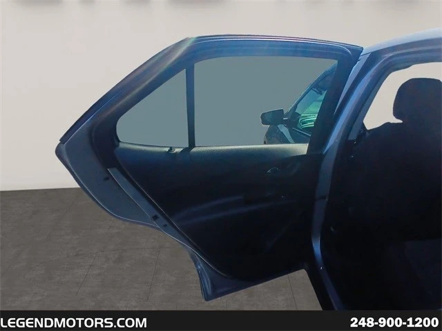 2023 Chevrolet Equinox - Image 13 of 21