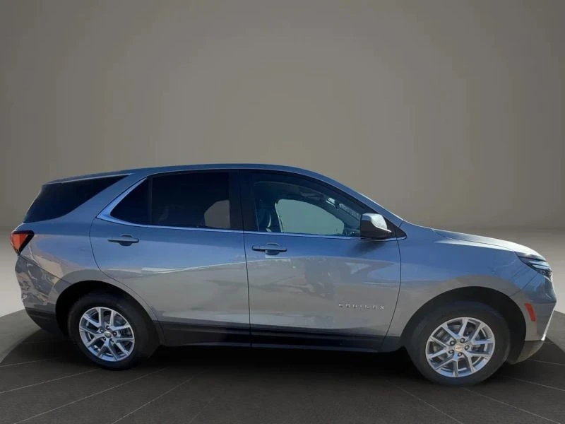 2023 Chevrolet Equinox - Image 4 of 12