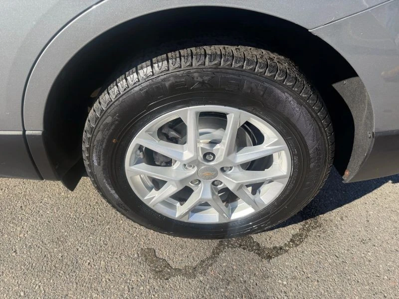 2023 Chevrolet Equinox - Image 9 of 12