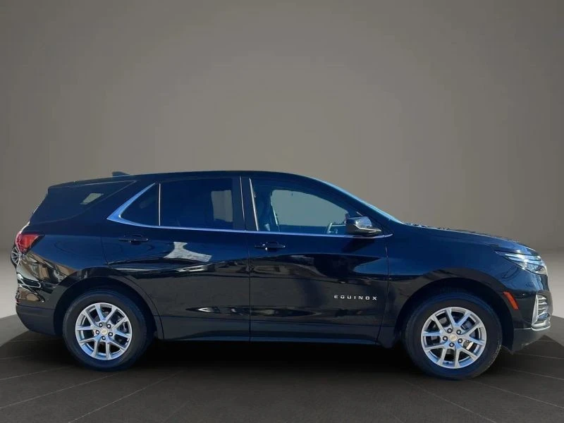 2023 Chevrolet Equinox - Image 4 of 12