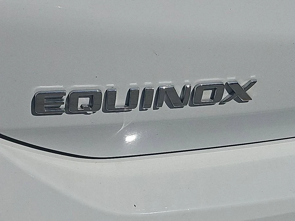2023 Chevrolet Equinox - Image 20 of 21