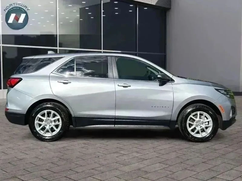 2023 Chevrolet Equinox - Image 6 of 12