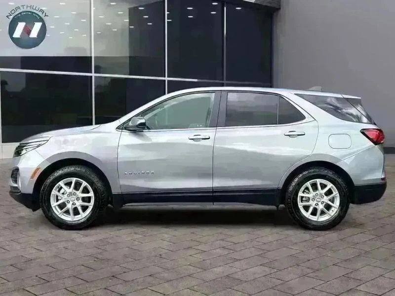 2023 Chevrolet Equinox - Image 2 of 12