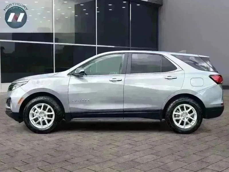2023 Chevrolet Equinox - Image 2 of 12