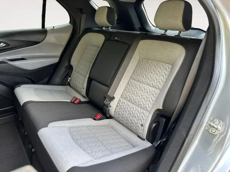 2023 Chevrolet Equinox - Image 2 of 12