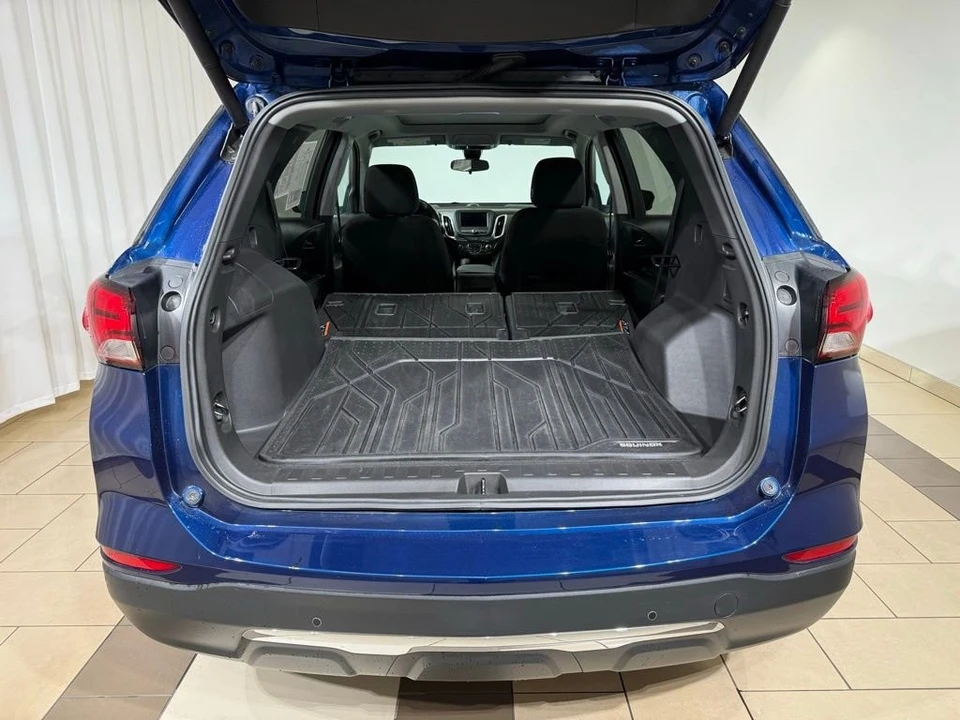 2023 Chevrolet Equinox - Image 12 of 21